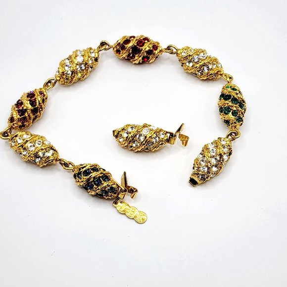 Camrose and Kross Jacqueline Bouvier Kennedy Recreation Egg Bracelet - Picture 7 of 8